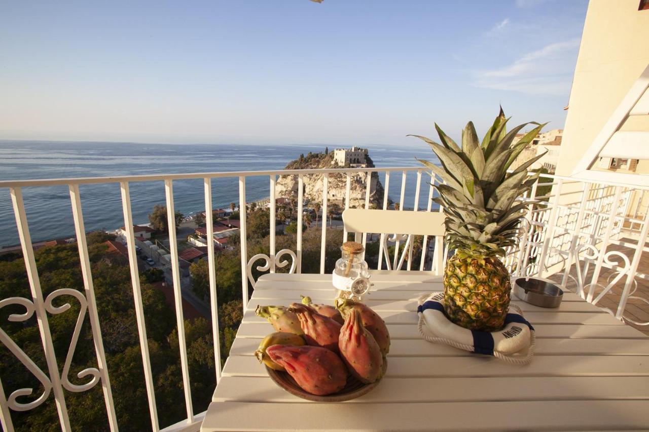 Le Tolde Del Corallone Tropea Exterior foto